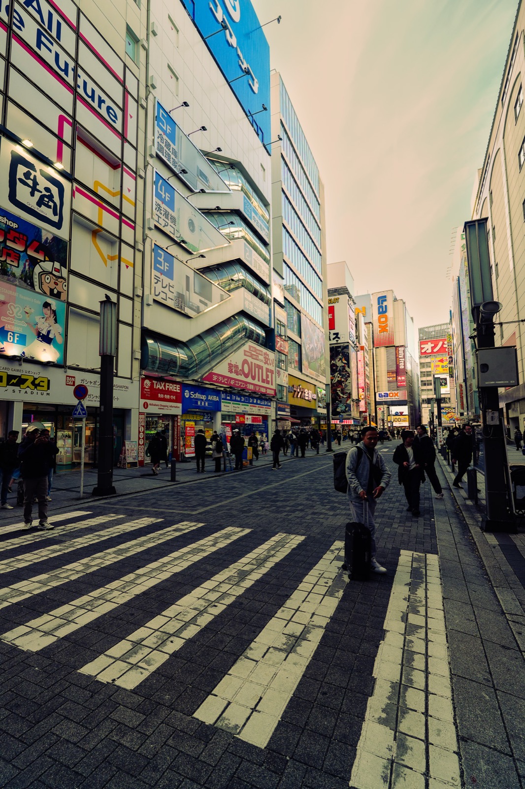 Tokyo street scene